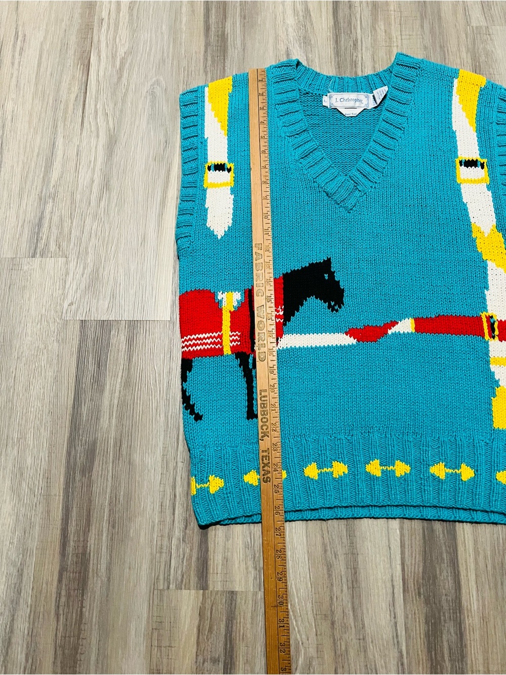 Vintage Equestrian Horse Themed V-Neck Hand Knit Sweater Vest - Picture 7 of 8